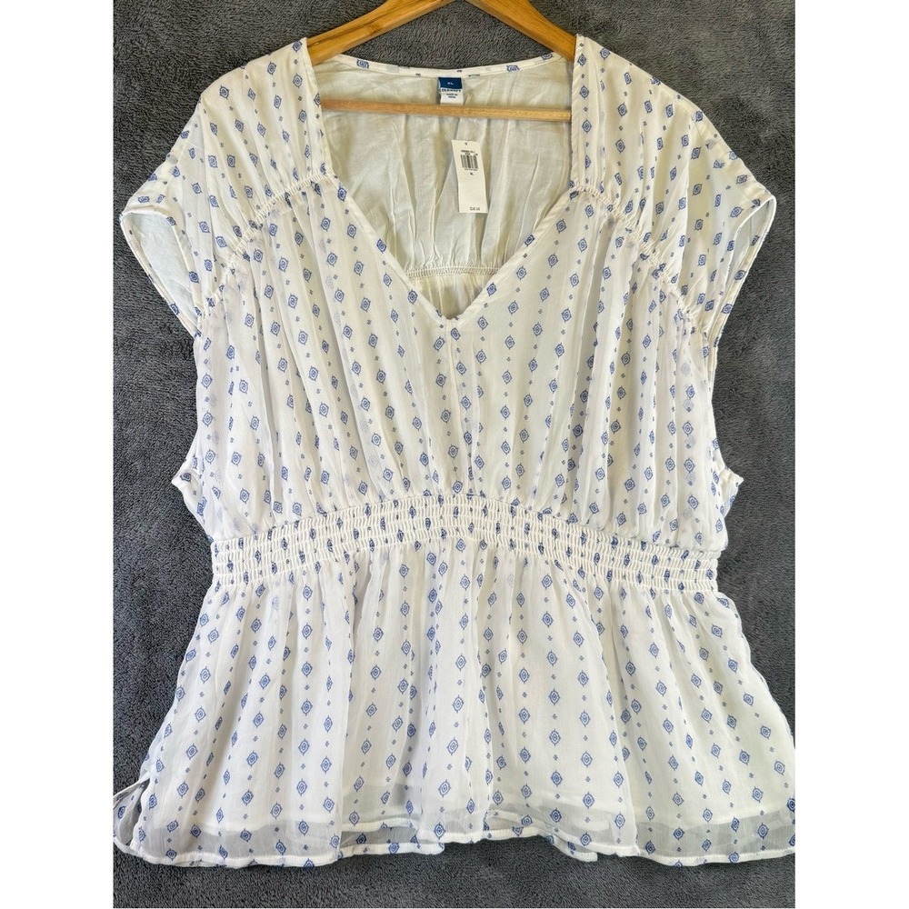 Old Navy Women XL White Blue Diamond Print Smocked Waist Peplum Blouse NWT